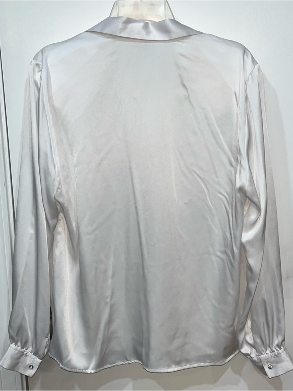 Vintage JH Collectibles White Satin Button-Up Shirt w/ Studded Collar & Pockets - Picture 7 of 9